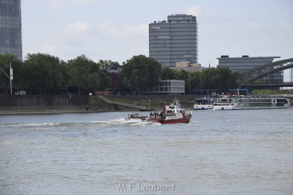 Schiff 1 Koeln in Hoehe der Koelner Zoobruecke P224.JPG - Miklos Laubert